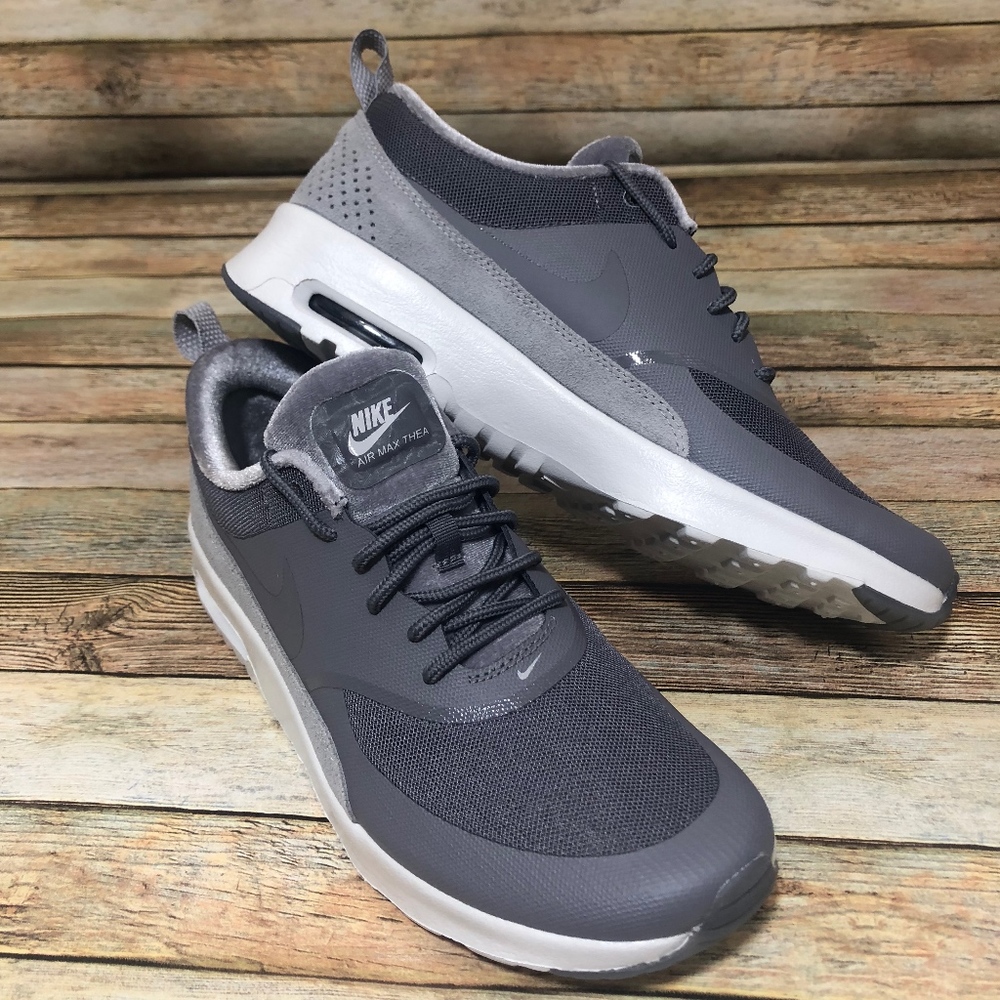 Nike Air Max Thea LX - Picture 2 of 8